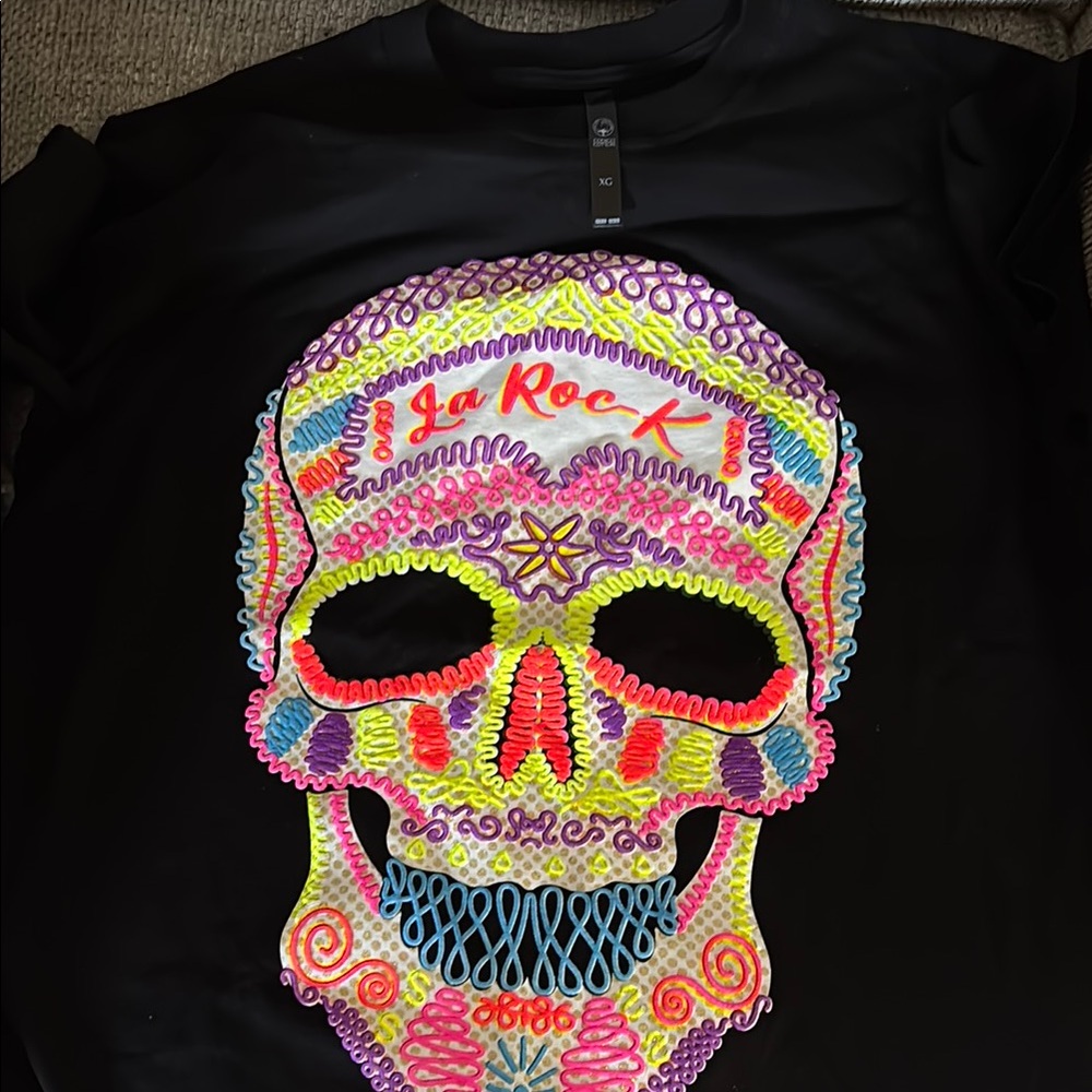 La Roca Black Skull Graphic Tee